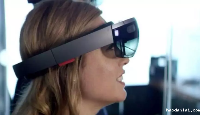 HoloLens一代产品